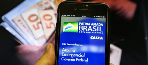 Auxílio emergencial pode retornar, dizem especialistas. (Arquivo Blasting News)