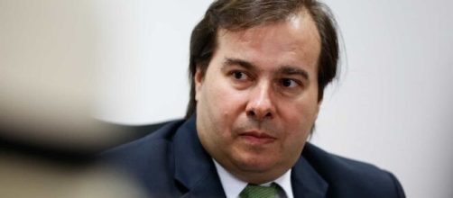 Maia diz que Pazuello cometeu crime durante o enfrentamento da pandemia. (Arquivo Blasting News)