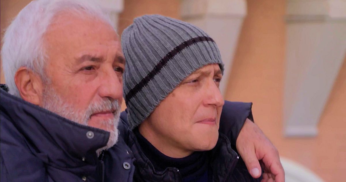 Un posto al sole, trame 812 febbraio Raffaele fa una proposta di lavoro a Diego