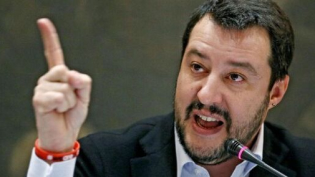 Dalle pensioni al fisco, Salvini lancia 12 punti per rilanciare l&rsquo;Italia