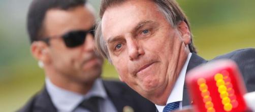 Bolsonaro diz que alunos com deficiência "nivela por baixo" a sala de aula (imagem/Blasting News)