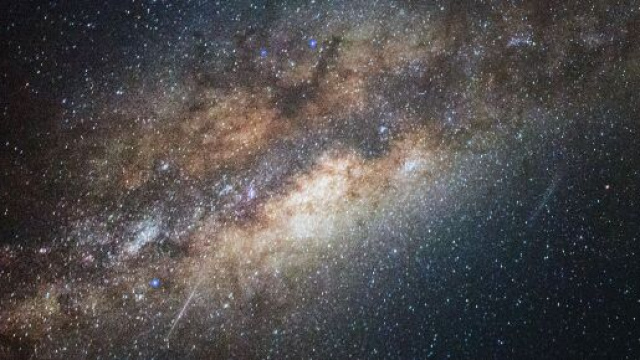 Oroscopo del 14 ottobre: Cancro empatico, Sagittario fortunato.