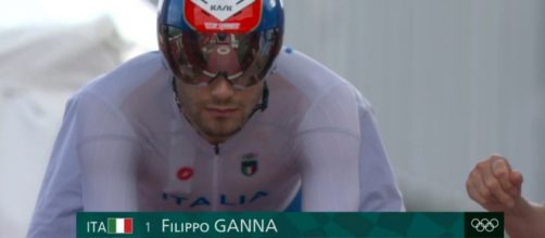 Filippo Ganna chiude la stagione del ciclismo su strada con un infortunio.