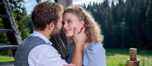 Tempesta d'amore: Maja e Florian sempre più innamorati.