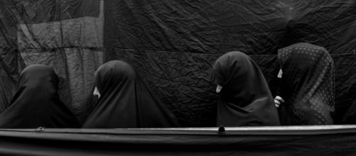Las mujeres deben llevar el velo en Irán (Pixabay)