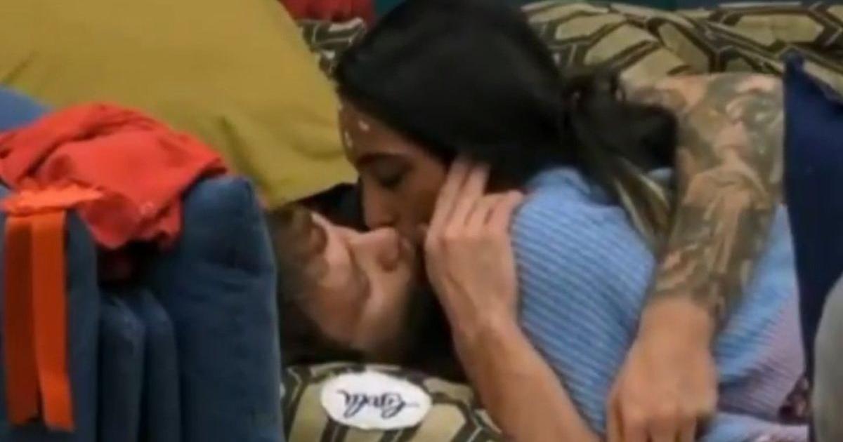 grande fratello vip manuel e lulu scoppia la passione nella notte post diretta video