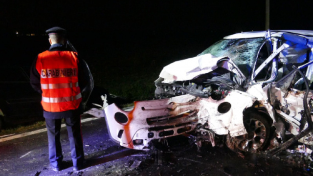 Rovigo grave incidente causa la morte di tre giovani