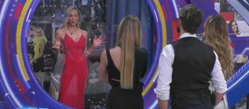 GFVip, Soleil cita l'ex di Eletti, Valentina replica: 'Imbarazzante'.