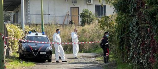 Ercolano, scambia due ragazzi fermi in auto per ladri e li uccide.