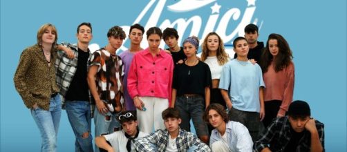 Amici 21, tra Luigi e Carola potrebbe esserci una 'simpatia'.
