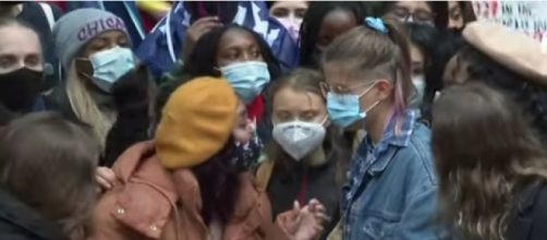 Greta Thunberg joins London protest ahead of COP26 climate conference (Image source: AFP/YouTube)