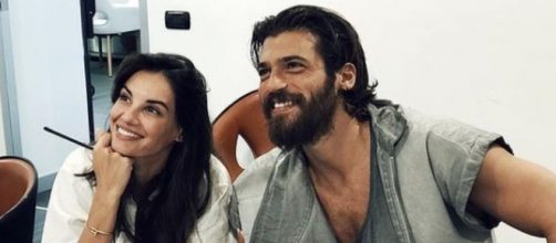 Can Yaman e Francesca Chillemi a cena insieme a Palermo.