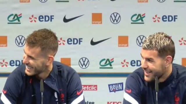 Les deux frères Hernandez en équipe de France. (crédit Twitter équipe de France)