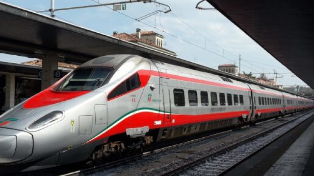Ferrovie cerca contabili e geometri a tempo indeterminato