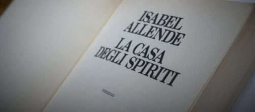 La casa degli spiriti: la prima pagina del libro.