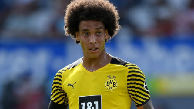Juve: Witsel, possibile opzione per il centrocampo.