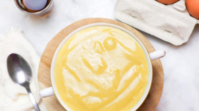 zabaione con lingue di gatto, un dessert buono in ogni occasione.