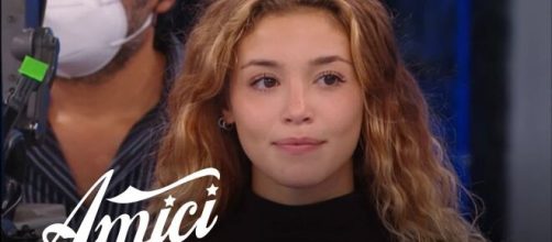 Amici, anticipazioni 14/11: Serena si infortuna e non si esibisce