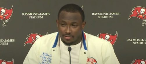 McCoy played 12 seasons in the NFL (Image source: Tampa Bay Buccaneers/YouTube)