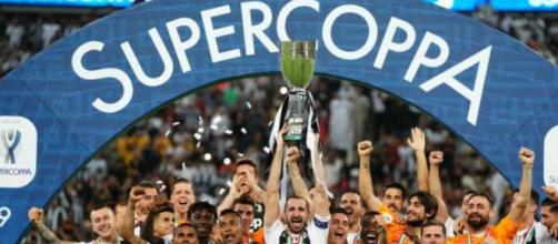 La finale di Supercoppa italiana Inter-Juventus di disputerà a San Siro di Milano il 12 gennaio.