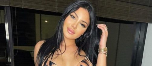 Maeva Ghennam : une fusillade a eu lieu au domicile de sa grand-mère à Marseille selon RTL - Source : Instagram @maeva.ghennam