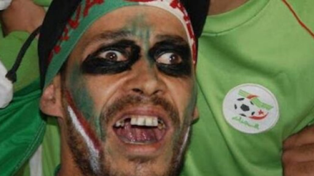 Algérie - Burkina Faso : Une incroyabe scène de magie noire avant le match (capture YouTube)