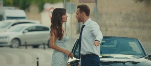 Cambio programmazione Mediaset 2022: chiudono le due soap Love is in the air e Una vita.