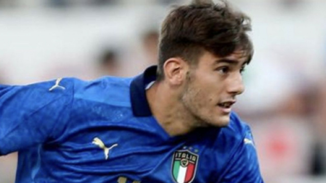 Lorenzo Lucca potrebbe trasferirsi alla Juve la prossima stagione.