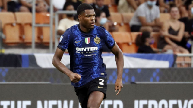 Dumfries potrebbe lasciare l'Inter.