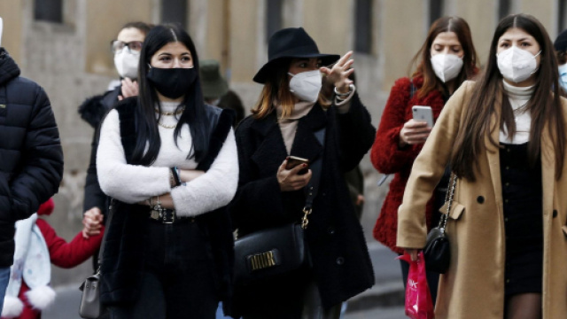 Attesa per il nuovo decreto del Governo con le invocate restrizioni per i non vaccinati.