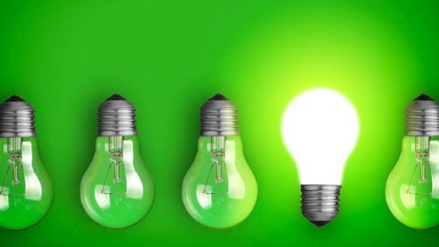 Numero Verde OV Energy: fornitore di energia green certificata.