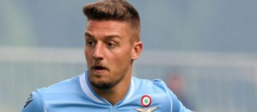 Sergej Milinkovic Savic, centrocampista della Lazio.