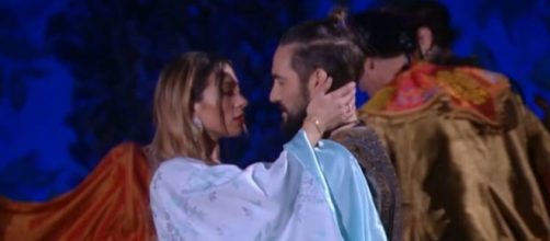 GFVip, Sorge-Belli si baciano durante la Turandot, Katia: 'Controllate, era vero'.