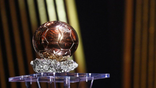 Lionel Messi a remporté le Ballon d'Or 2021 devant Robert Lewandowski Source - Page Twitter Instant Foot