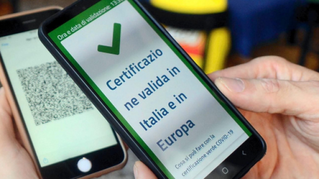 Green Pass: non averlo potrebbe portare al decadimento dei requisiti per il reddito di cittadinanza.