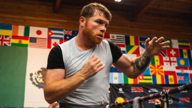 Saul 'Canelo' Alvarez, campione del mondo Wba, Wbc e Wbo dei supermedi.