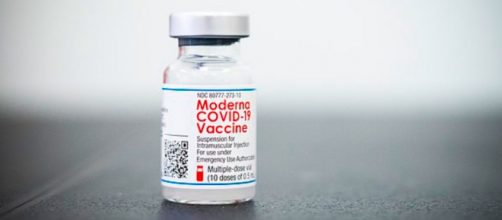 El director de Moderna ha revelado que ya trabajan en una vacuna contra la variante ómicron (Wikimedia Commons)