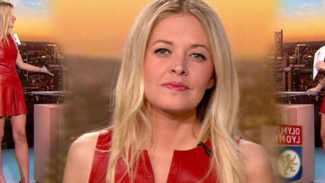 Carine Galli se fait clasher sur sa tenue par un collègue (captures YouTube)