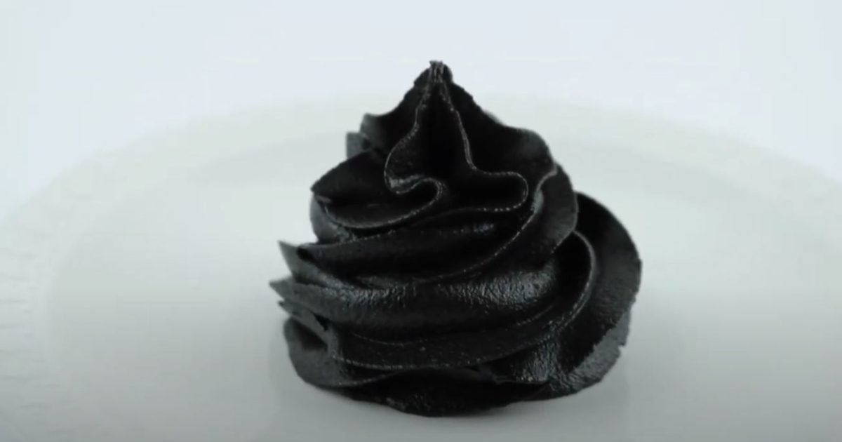 Black buttercream frosting that won't make your mouth look like a black