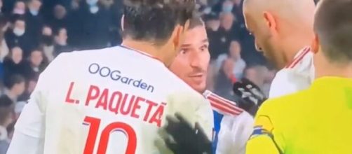 Aouar et Paqueta se sont disputés pour un penalty. (crédit Prime Video)