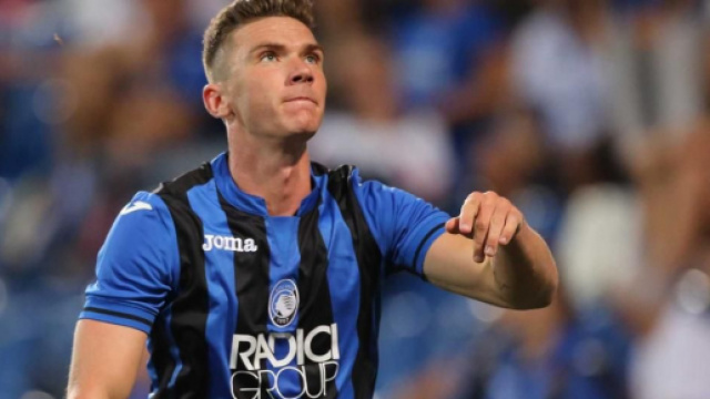 Calciomercato Juventus, ipotesi di scambio Gosens-Kulusevski con l'Atalanta.