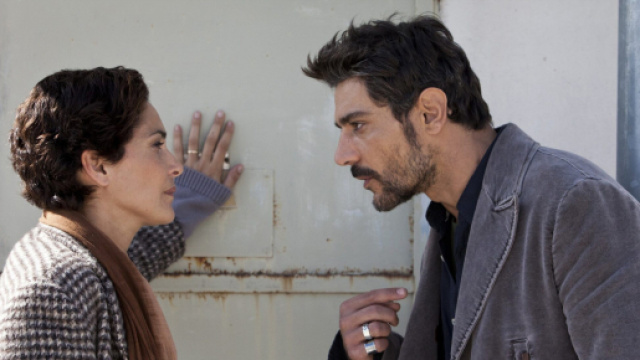 Storia di una famiglia perbene, trama 2^ puntata: Maria potrebbe lasciare la scuola privata.