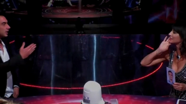 GF Vip, alta tensione tra Nicola Pisu e Miriana Trevisan nel corso della diciassettesima puntata del reality.