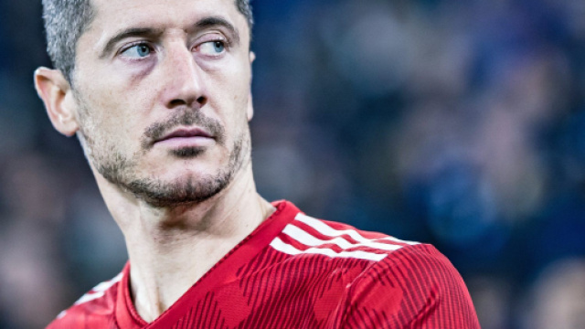 No pain, no gain for Bayern Munich's inimitable Robert Lewandowski ... - bundesliga.com