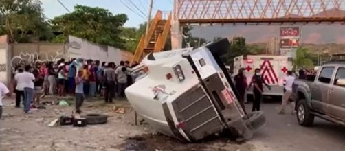 Dozens of migrants killed in devastating truck crash in Mexico (Image source: CNN)