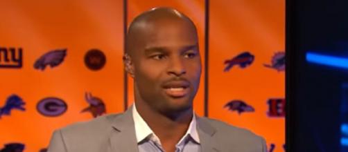 Osi Umenyiora won two Super Bowl rings with the Giants (Image source: NFL/YouTube)