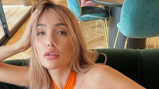 Luna Skye actuellement hospitalisée et en danger de mort ? Emilie Amar se livre en larmes subit le même sort.