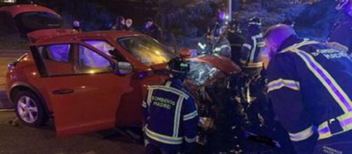 La conductora 'kamikaze' impactó con otro coche en la A-6 (Emergencias Madrid)