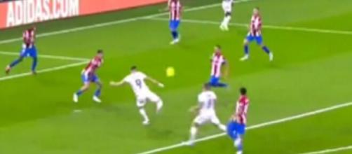 Le golazo 'à la Zidane' de Karim Benzema contre l'Atletico Madrid (capture YouTube)
