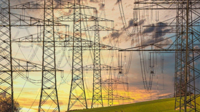 Numero verde XXL Energia: forniture di energia elettrica per clienti Business.